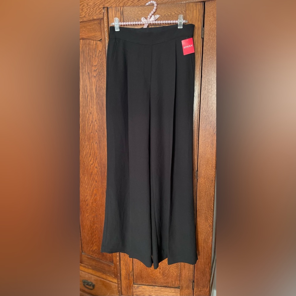 NWT SPANX Elastic Waist Wide Leg Trousers Size Medium Black